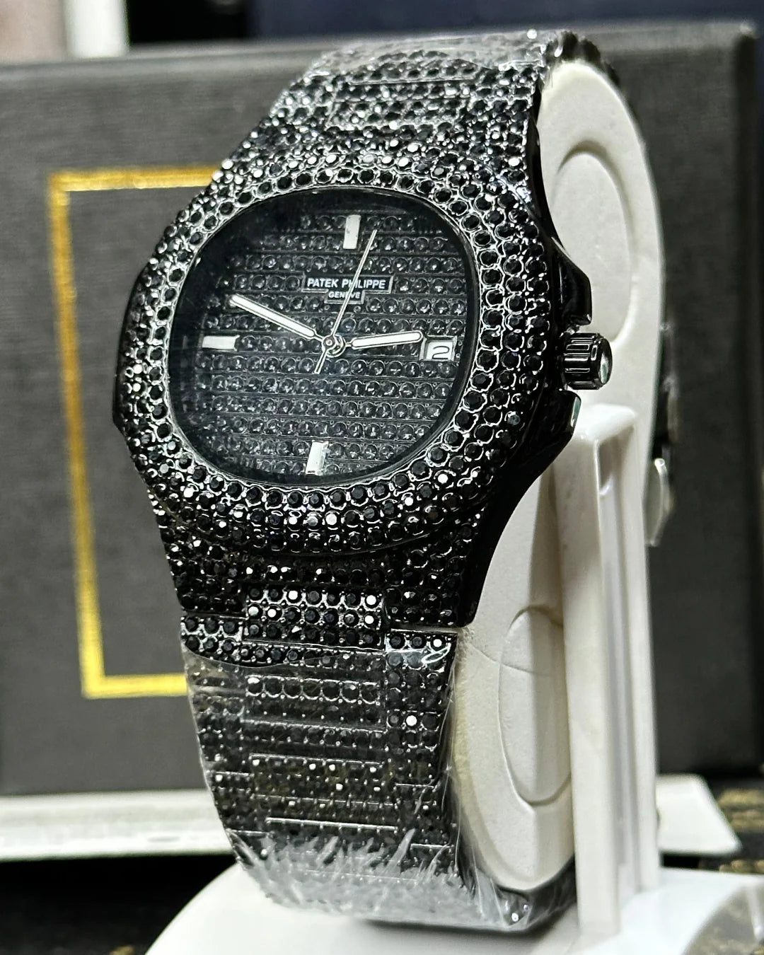 PP Nautilus Premium Black Diamond Men’s Watch – Limited edition